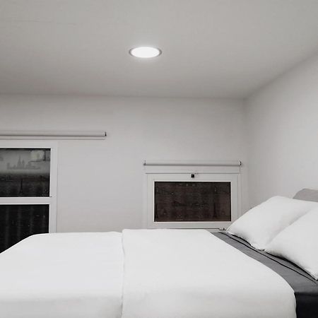 Homeforguest Bioma Modern & Minimalist Apartment Санта-Крус-де-Тенерифе Экстерьер фото